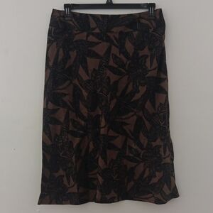 Chic Floral A-Line Skirt in Brown and Black